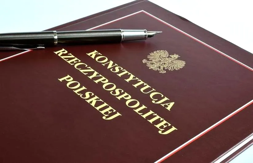 Czym jest konstytucja RP i dlaczego ma kluczowe znaczenie dla naszego państwa?