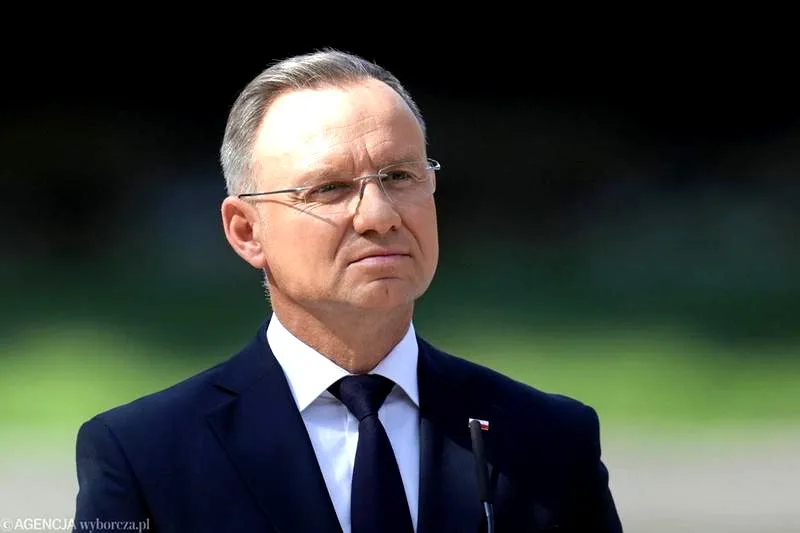 Jak Duda miał złamać konstytucję? Zarzuty i podstawy prawne