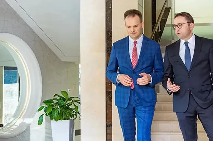 Jak Sergiusz Trzeciak wykorzystuje drzewo kampanii wyborczej, by skutecznie wygrać wybory