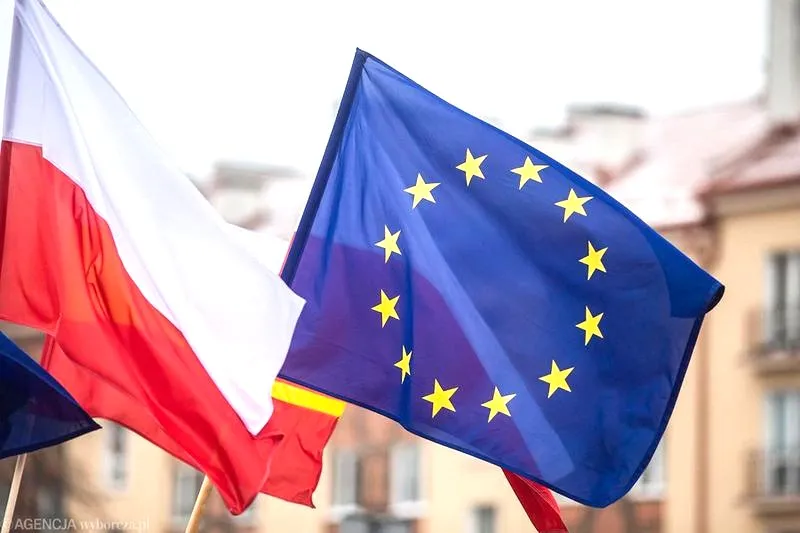 Wejście Polski do Unii Europejskiej – data przystąpienia i najważniejsze fakty