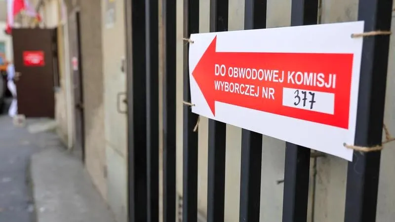 Wybory w drodze: jak głosować poza miejscem zameldowania?