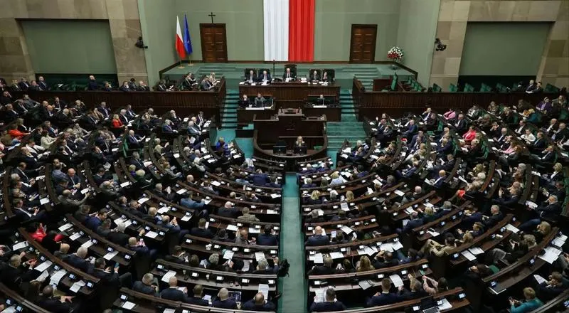 Ewolucja Sejmu i Senatu